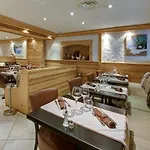 Du Commerce Hotel 3*